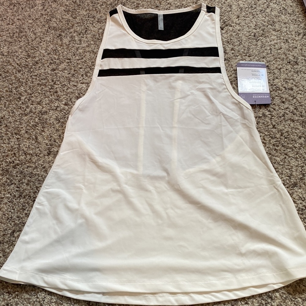 NWT - activewear muscle tank